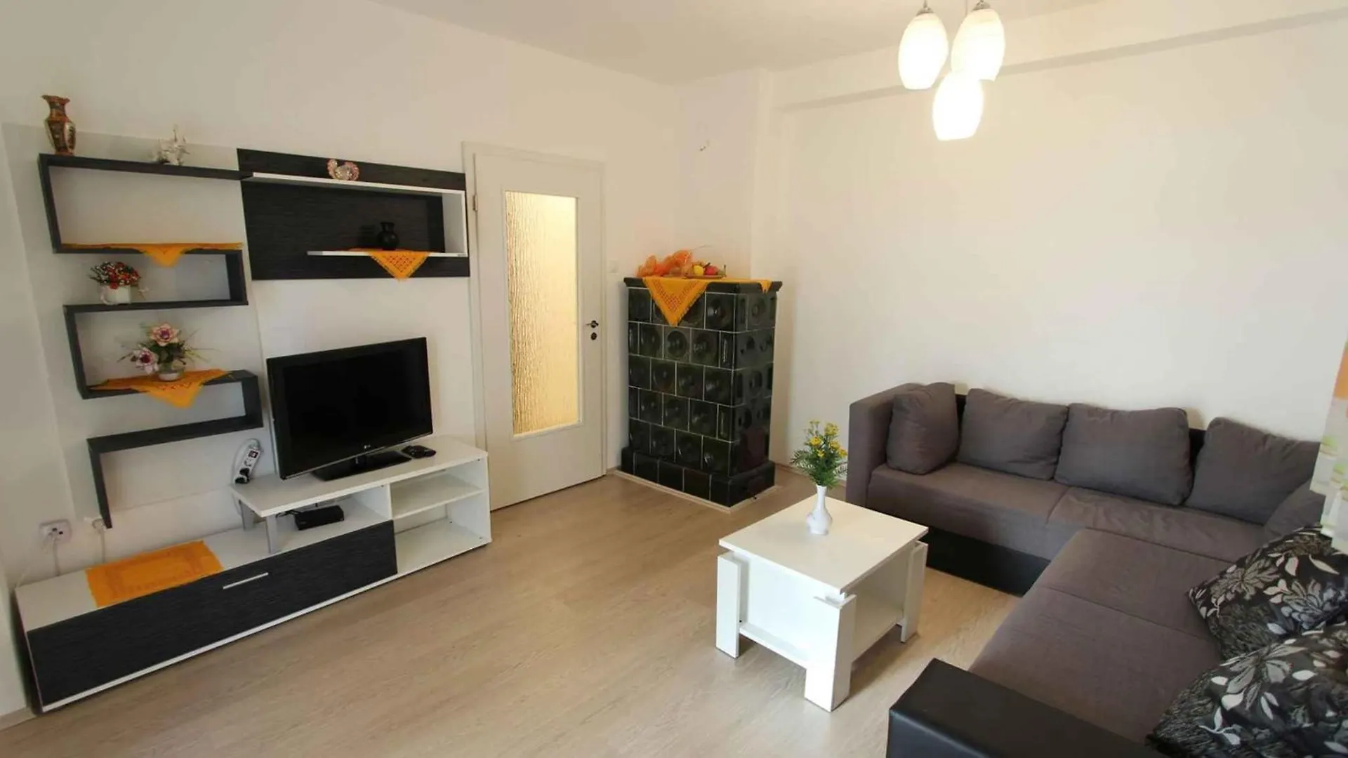 One-Bedroom Apartment Malinska Near Sea 2 Croatia