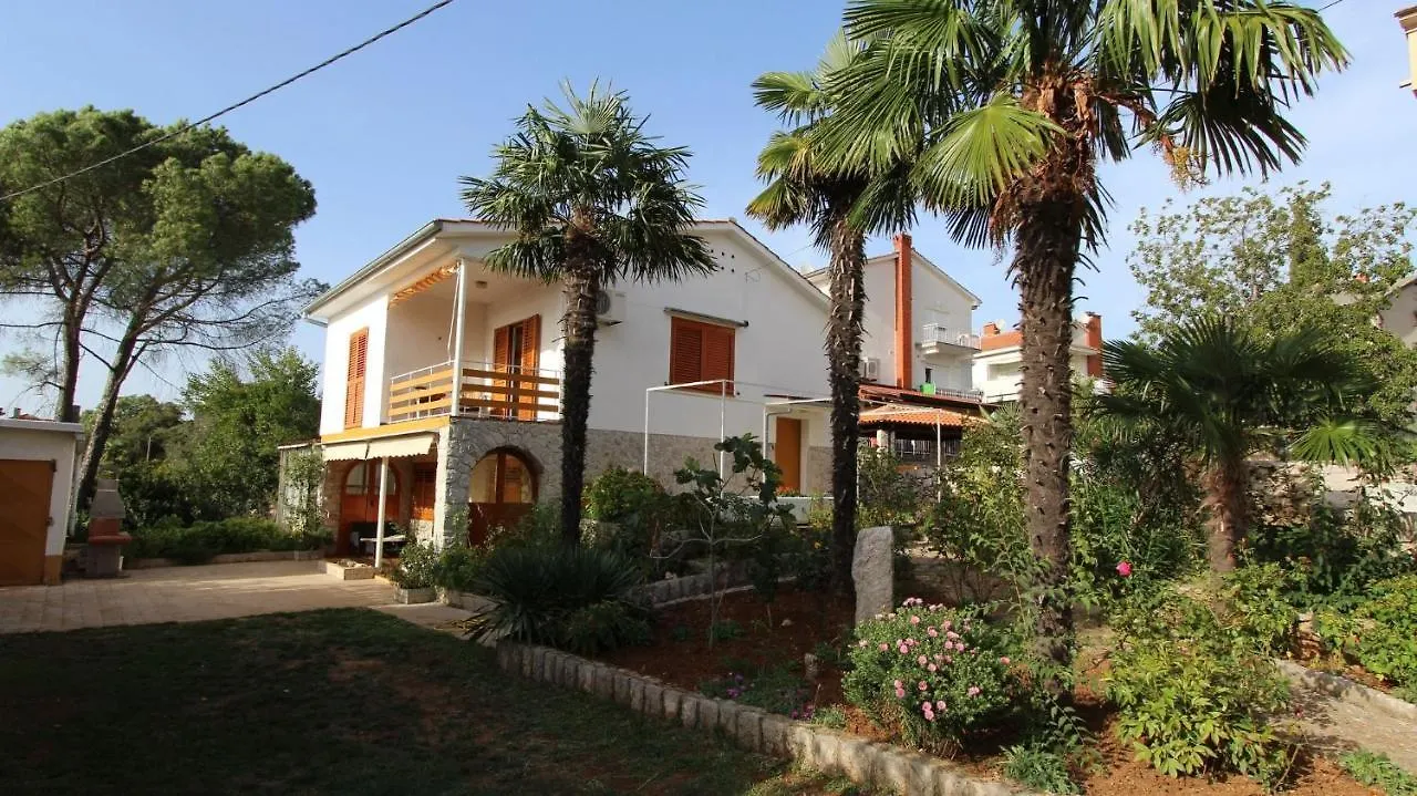One-Bedroom Apartment Malinska Near Sea 2 contacts